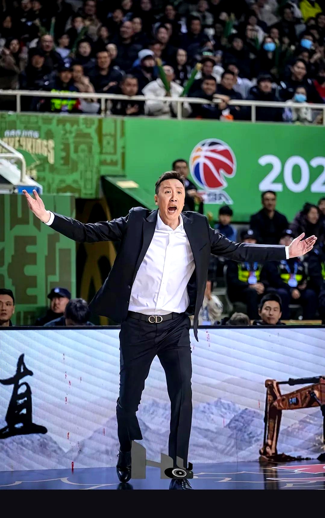 包含赛地聚焦——CBA常规赛今晨热度飙升，多特蒙德远射贴柱，引发热议，纪律约束更严格的词条